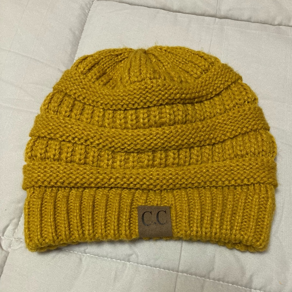 C.C | classic beanie